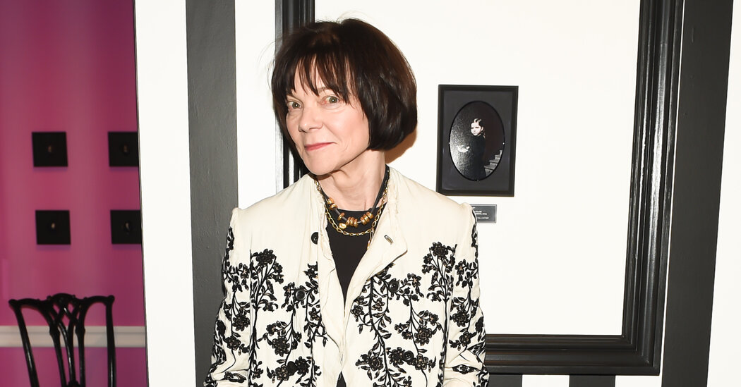 Elizabeth Pochoda, Journalist Who Traversed the Media World, Dies at 83