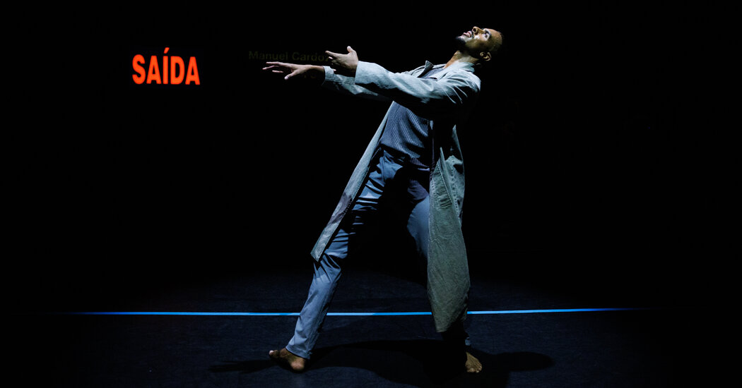 Review: Bill T. Jones Creates a Dance for America, Right Now