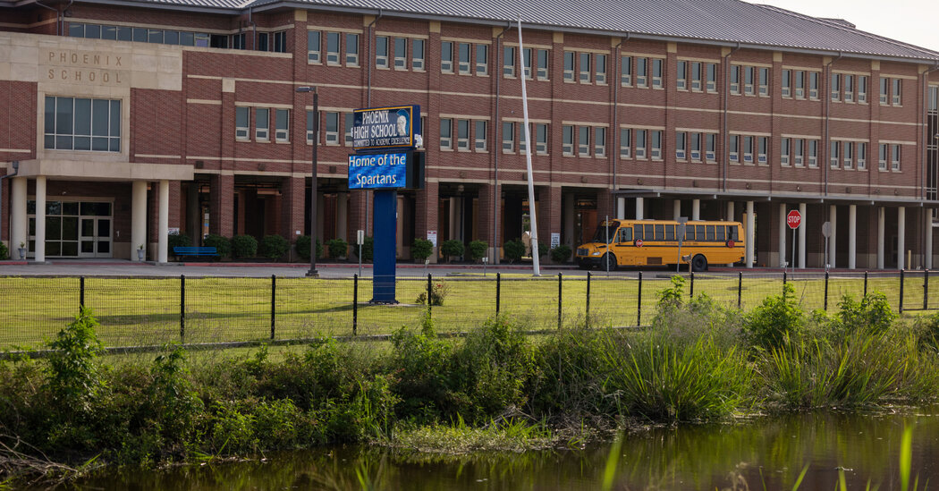Some Republicans Push to Put School Desegregation Officially in the Past